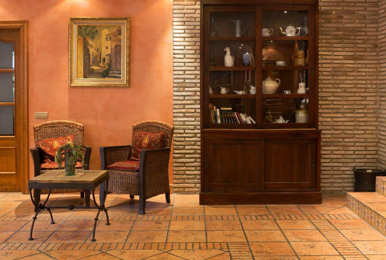 Hotel Restaurante La Masieta Creixell Dış mekan fotoğraf